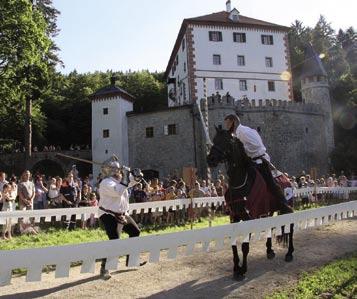LOŠKA DOLINA Mogočni vrhovi, zeleni gozdovi Grad Snežnik, Srednjeveški dan Loška dolina je z vseh strani zaprta kraška globel s precej ravnim, deloma poplavnim