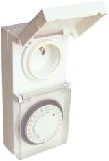 600 W IP 44 155 73 43 Domeniu de regre: 24 ore Ps regre: 15 minute Pentru progrme
