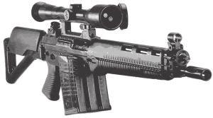 Triecienšautenes durklis izveidots līdzīgi kā automātam AK-74. Pa labi noliecamā plastmasas laide samazina triecienšautenes garumu no 1000 mm līdz 758 mm.