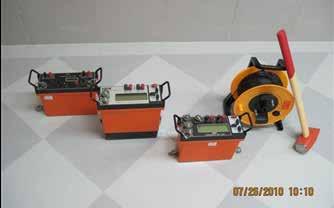 دستگاه الکترومغناطیس رادار نفوذی GPR ساخت شركت Sensors & Software Inc كشور كانادا اين دستگاه داراي یک آنتن فرستنده با فركانس 250 مگا هرتز )آنتن آن قابل تعویض می باشد( و داراي صفحه نمايش ويدئويي