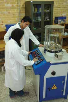 های نازک عایق الکتریکی الیه های نوری الیه های نازک کنترل کننده حرارت در صنعت بسته بندی دکوراسیون و پوشش های تزئینی الیه های نازک سخت و مقاوم ادوات ضبط مغناطیسی و پوشش های ضدخوردگی استفاده می شود.