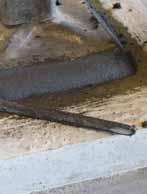 RǍŞI NI SINTETICE MORTARE/MORTAR DE SUBTURNARE RǍŞINI EPOXIDICE-PAGEL/MORTAR DE SUBTURNARE EH2 Uμor de prelucrat Rezistent la abraziune Impermeabil la apå 3 componente (råμinå/întåritor/nisip) EH2