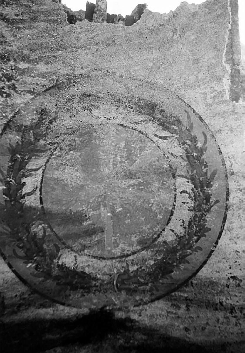Теолошки погледи / Theological Views XLVI (2/2013) Сл. 35 Гроб ни ца са си дром, за пад ни зид (преузето: Rakocija 2009b: sl. 24) Сл.
