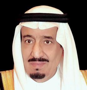 وقال في بيان صادر عن سفارة المملكة بالقاهرة أمس «: إن هذه االستضافة تأتي تكري ما وتقدير ا من خادم الحرمين الشريفين - أيده هللا - ألسر الشهداء الذين ضحى أبناؤهم بأرواحهم في سبيل الدفاع عن وطنهم.