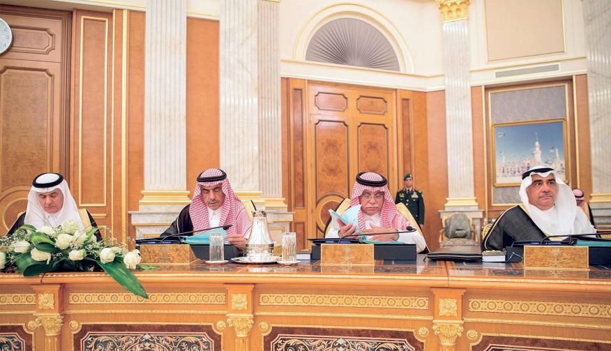 بخدمات تيسر لهم استخدام النظام وتتيح لهم متابعة الدعاوى والطلبات وإدارتها بما يسهل عليهم أداء واجبهم حيال موكليهم وحيال خدمة العدالة.