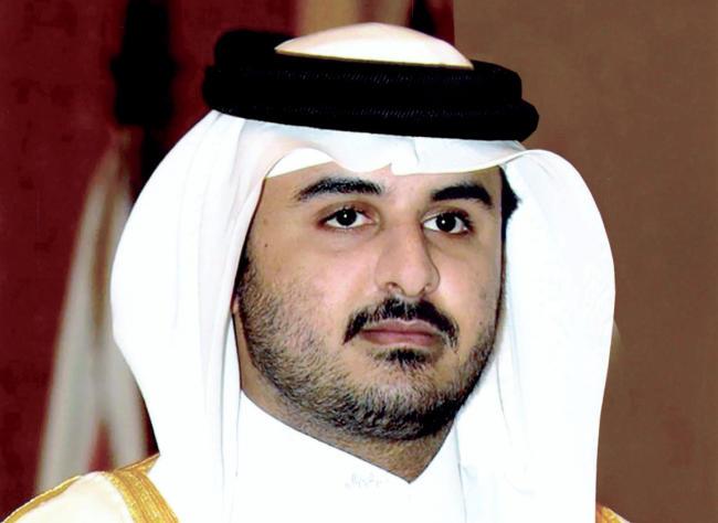 حمد بن خليفة ومعه حمد بن جاسم شعرا مثلما لم يشعرا من قبل أن نهاية كارثية تنتظرهما على غرار نهاية القذافي في ليبيا بعد أن فاجأتهما ثالث دول خليجية ومعهم مصر بموقف قوي حازم أدى إلى قطع كافة العالقات