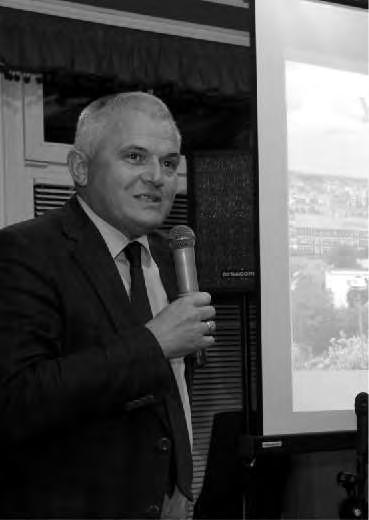 др Милан Недељковић, Владислав Крсмановић, Драган Савић и Радован Пулетић, стихове о једном делу легендарне галерије Убљана који одавно станују у Небеском Убу говорио је аутор Милан Миловановић, а