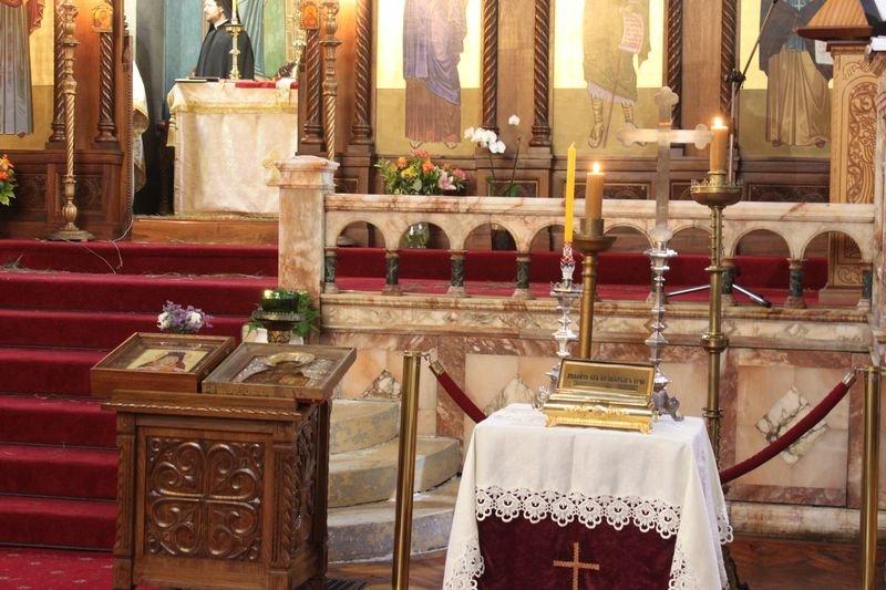 A PAN- ORTHODOX LITURGY AT THE ST SAVA s CHURCH ON PENTECOST On Pentecost Monday, the Pan- orthodox Liturgy was celebrated at St Sava s Church in London.