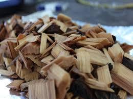 Folosirea energiei date de biomasă din lemn și material brut Culturile lemnoase și toate tipurile de reziduuri ale culturilor împreună cu culturile erbacee energetice pot reprezenta o sursă