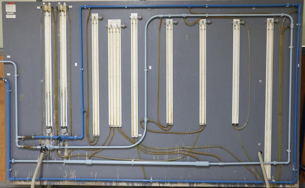 جدول - مشخصات و ابعاد لولهها در روی تابلوی دستگاه نام اتصال شیر دریچهای valve( )Gate زانویی 9 درجه استاندارد لوله مستقیم به قطر 3 / mm و به طول 9 / mm زانویی 9 درجه راستگوشه Mitre شیر کروی Globe