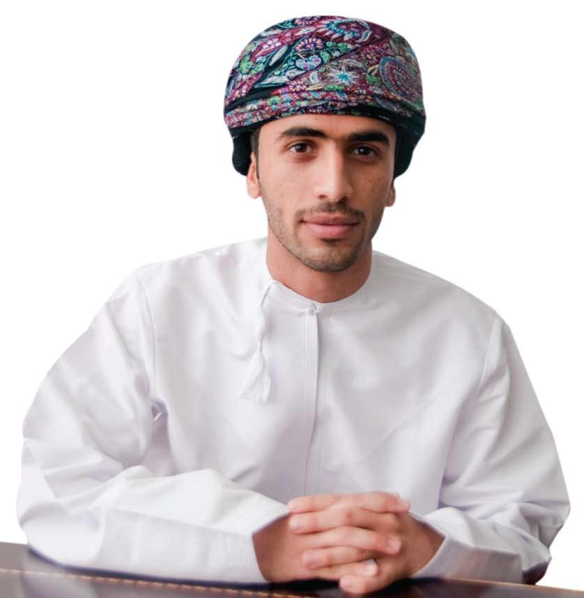 كÈ Gحللم فاأUضبí طبيبا للكلمات التي رددتها والدته على كان اأKر عظيم ; فبùصببها ك رب احللم لديه مùصامعه الرغبة اأقوى وها هو اليوم وقد حقق واأUصبحت باللتحاق بكلية الطب والعلوم الüصحية رغبته ولكنه مل