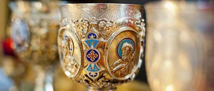 Затим исповијест код свештеника гдје слободно исповједите /изнесете гласно пред свештеником/ све што вам оптерећује савјест.