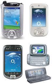 Slika 7: Primeri dlančnikov [18] 2.2.1 ipod ipod (Slika 8) je priljubljen prenosni multimedijski predvajalnik podjetja Apple, ki ga je začelo trţiti 23. oktobra 2001.