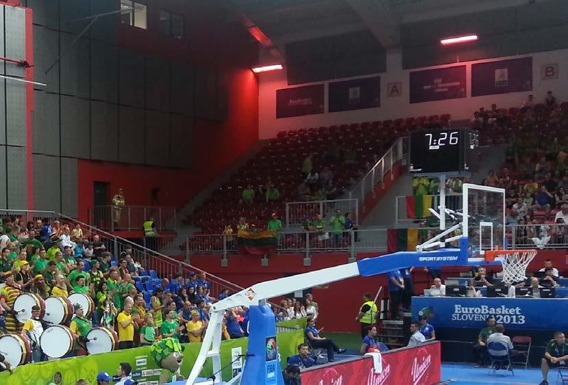 28 POGOVARJAMO SE NAVIJAMO DO KONCA IN NAPREJ Slovenija je v okviru Eurobasketa 2013 dihala z našimi košarkarji. Tako na košarkarskem igrišču kot pred televizijskimi ekrani so se odvijale prave drame.