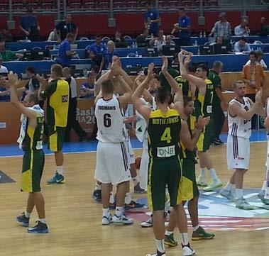 Že sicer pa se klubi in reprezentance v različnih športih radi pripravljajo prav v Kranjski Gori, kjer sta za to primerna nadmorska višina in vsa potrebna