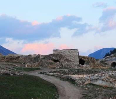 6 Në kalan e Prizrenit po vazhdon projekti i gërmimeve arkeologjike.