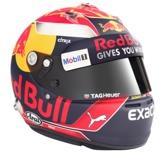 ASTON MARTIN RED BULL RACING Baza Bradbourne Drive Telefon +44 (0)1908 279700 Tilbrook Faks +44 (0)1908 279810 Milton Kins Vebsayt www.redbullracing.