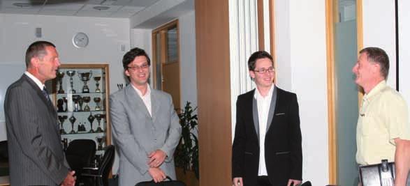 ELGO, september 2010 15 Odsev Ëetrtletja Na obisku gostili predstavnike javnega podjetja Elektroprivreda Alenka Andolπek 15.