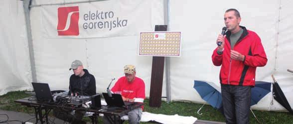 Ekipa sodelujoëih si je v Lomu ogledala zajetje, akumulacijski bazen in strojnico elektrarne.