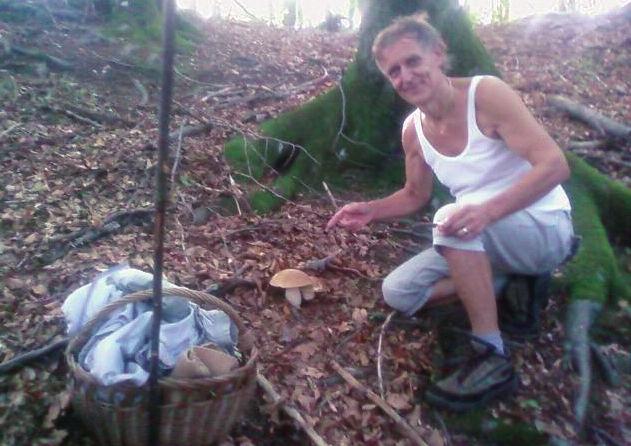 V Ëasu uvajanja sem v podjetju spoznal razliëna podroëja dela. Bilo je zanimivo, vznemirljivo in marsikatero delo bi z veseljem opravljal.