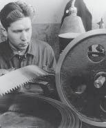 Istorie in prezent ISTORIE Productia uneltelor a inceput in Hulin in 1934. Compania a fost fondata de dnul. Studenik care a denumit-o Prima fabrica Moraviana pentru ferastraie si unelte.