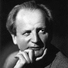 Είναι αξιοσημείωτο ότι ο Walter Gieseking έγινε διάσημος ως Γερμανός πιανίστας που ερμήνευε εξαιρετικά τους Γάλλους συνθέτες, όπως Debussy και Ravel.