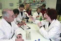 Preto je jasné, že najpútavejším experimentom je samotná budova múzea Phaeno.