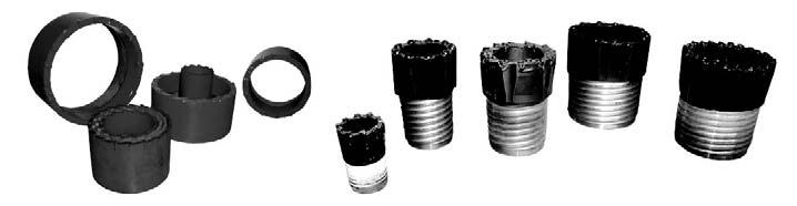 Sondaxes a rotación con cabeza perforadora Trátase do mesmo equipo que o das sondaxes de rotación con coroa, pero neste caso a ferramenta de perforación é maciza e non permite a extracción