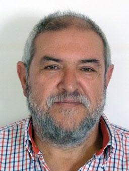 110 acuicultura multitrófica integrada acuicultura multitrófica integrada 111 Outro xeito de valorizar residuos Peixes e algas José Manuel Cousido Suárez, director de Abonomar dende 1989, é un