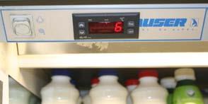Ti hladilniki so opremljeni z zasloni, na katerih je napisana temperatura hladilnika: