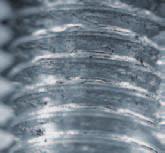 Informaţii tehnice Generalităţi Răcire şi lubrifiere Filetare prin deformare plastică Răcirea şi în special lubrifierea au o importanţă crucială la filetarea prin deformare plastică.
