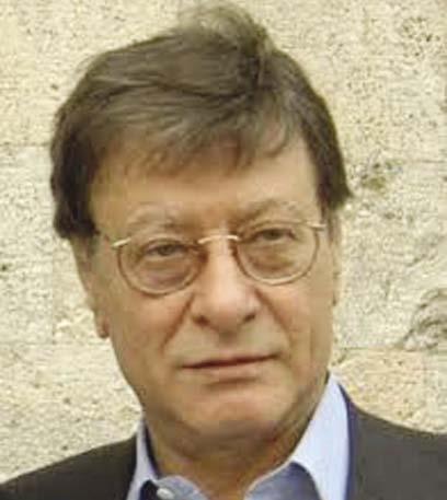 وعروضض فنية.
