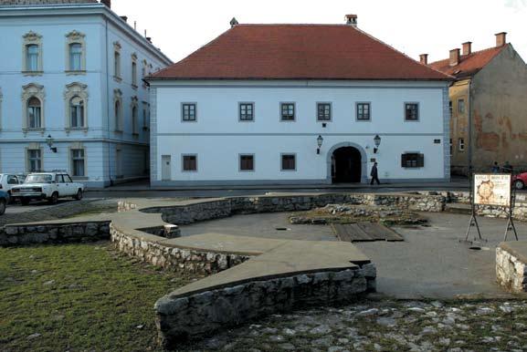 PROGLAS Djelatnici muzejskih ustanova Ëesto razmiπljaju kako πiroj publici pribliæiti saznanja o muzejskoj djelatnosti, kako πirom otvorena vrata muzeja joπ viπe otvoriti, kako uëiniti atraktivnim