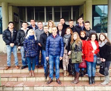 16 Aktualitet 15 maj 2015 Studentet e AAB-së shënuan Ditën Ndërkombëtare të Poezisë me fëmijët e Kopshtit Bardha Studentët e Fakultetit Juridik vizituan Zyrat Kadastrale të Gjakovës dhe Ferizajt Me