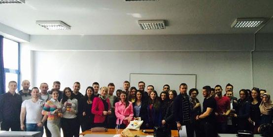 njeriut. Ndër të tjera, ai tha se gazetaria hulumtuese nuk është diçka personale, e as heroike, ajo duhet t i shërbejë publikut. Gazetaria hulumtuese nuk bëhet vetëm.