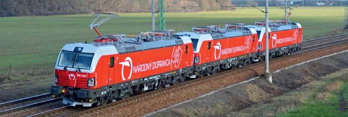NOVINKY Foto Filip Chalupa a Jaroslav Vereš VECTRONY S NOVÝM POLEPOM Na titulnej fotke Ozvien vám predstavujeme nový rušeň Siemens Vectron.