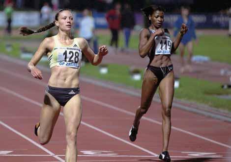 Na Svjetskom juniorskom prvenstvu u Pekingu, 18-godiπnja Danijela GrgiÊ pobijedila je na 400 m u vremenu novog hrvatskog seniorskog rekorda (50,78 sekundi), 'pretrëavπi' nakon 32 godine Jelicu