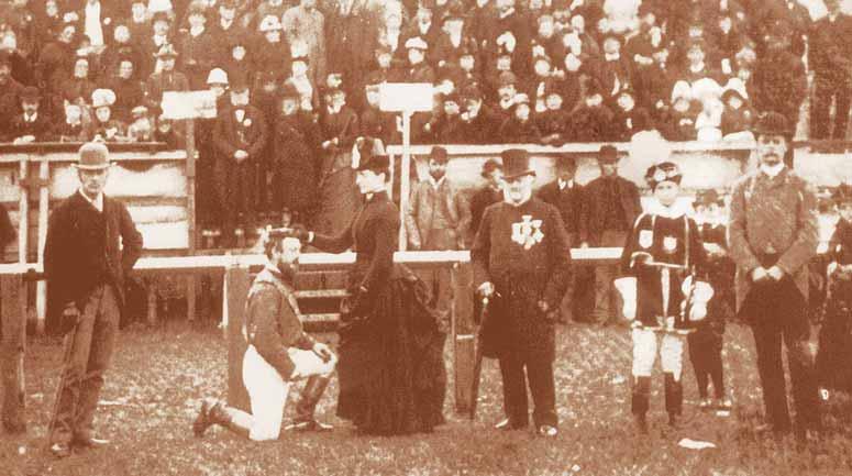 sjeverozapadno od Londona, na granici s Walesom. Seoski lijeënik William Penny Brookes, Ëovjek πiroke erudicije i, Ëini se, poduzetnog duha organizirao je tzv.