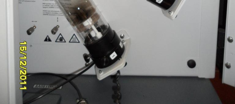 γ Ca2+ = mg/l Za metodo kalibracijske premice izračunajte, kakšen volumen vzorca