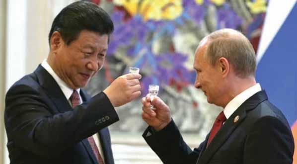 GLOBI 15 Një pyetje vërtitet në këto orë, nëpër kanceleritë e gjysmës së botës: Putin forever? Putini përgjithmonë? Në ditët e fundit, qeverive u ka ardhur edhe një lajm i thatë: Xi Jinping forever!