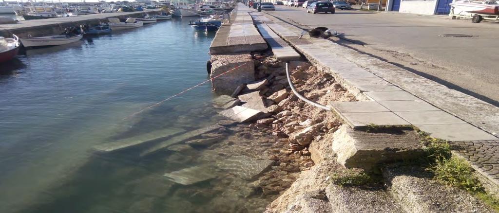 Με δεδομένη την πλήρη αποδιοργάνωση του δικτύου και την αυξημένη επικινδυνότητα μόλυνσης του νερού λόγω των εκτεταμένων βλαβών, αποφασίστηκε η διαχείριση του