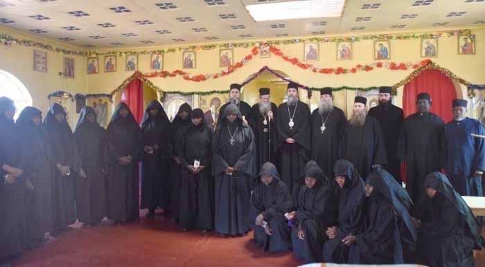 14 Η ΦΩΝΗ ΑΠΟ ΤΗΝ ΖΩΗΝ ΤΗΣ ΕΚΚΛΗΣΙΑΣ Ἑόρτια Ἐκδήλωση στὴν Κοίμηση Θεοτόκου Περιστερίου ΤΗΝ Κυριακὴ πρὸ τῶν Φώτων, 2/15.1.2017, στὶς 7 μ.μ., ἔγινε μία ὡραία ἑόρτια Ἐκδήλωση στὸν Ἱερὸ Ναὸ Κοιμήσεως τῆς Θεοτόκου στὴν Ἀνθούπολη Περιστερίου.