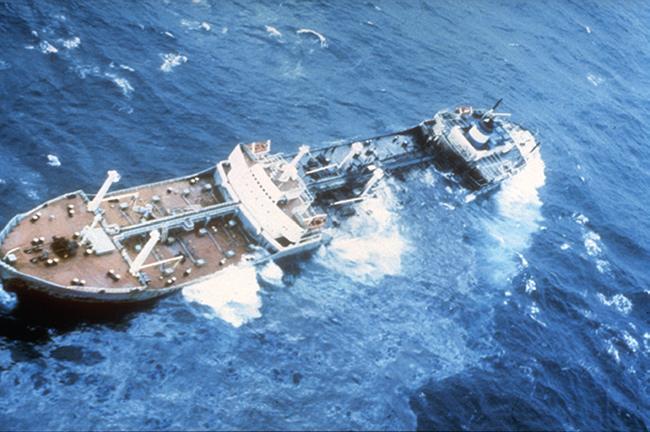 113 2) Ο πλοίαρχος απέτυχε να ασκήσει σωστά τα καθήκοντά του σχετικά με τη ναυσιπλοΐα λόγω προβλημάτων με το αλκοόλ.