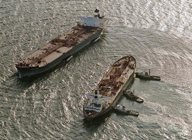 4) Η αμερικανική ακτοφυλακή (US coastguard) απέτυχε να παρέχει ένα αποτελεσματικό σύστημα κυκλοφορίας των πλοίων. 5) Αποτελεσματική πλοήγηση και παροχή συνοδείας δεν υπήρχαν.