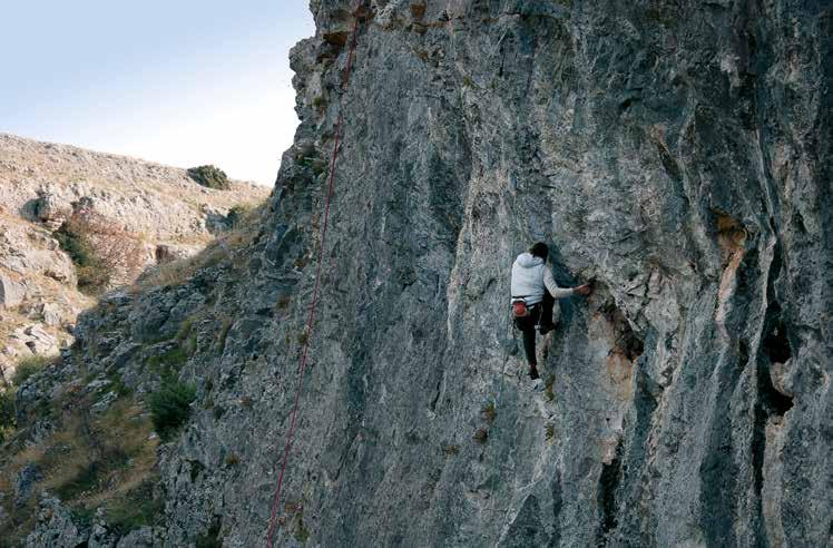 Αναρρίχηση Photo: Χρύσα τεργιάκου 1 2 3 4 5 6 8 9 10 11 12 04 Απρίλιος υριακή των Βαΐων Μ. ευτέρα Μ. ρίτη Μ. ετάρτη Μ. έμπτη Μ. αρασκευή Μ.