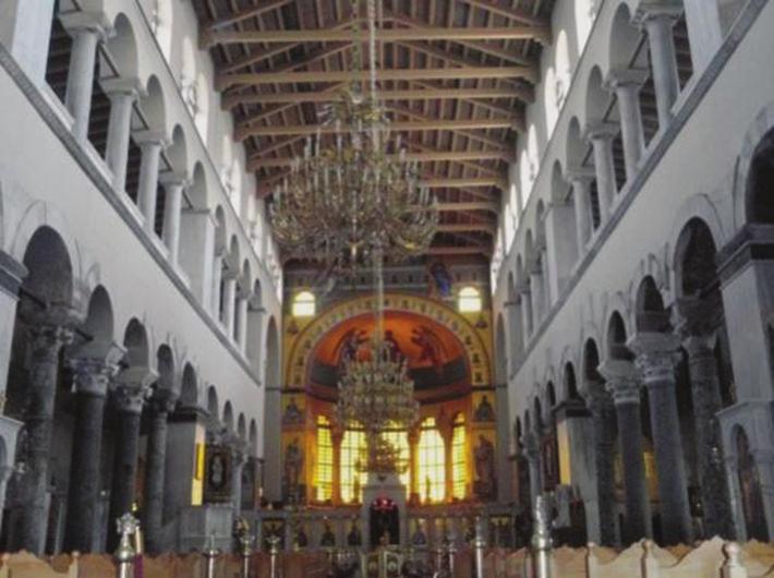 Σήμερα οι ναοί χτίζονται με πρότυπο κυρίως τους διάφορους βυζαντινούς