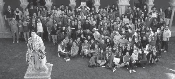Faire connaître et aimer Jésus Christ Ας κάνουμε τους νέους να γνωρίσουν και να αγαπήσουν τον Ιησού Χριστό Le dernier Chapitre Général des Frères Maristes qui s est tenu à Rome en 2009 invite tous
