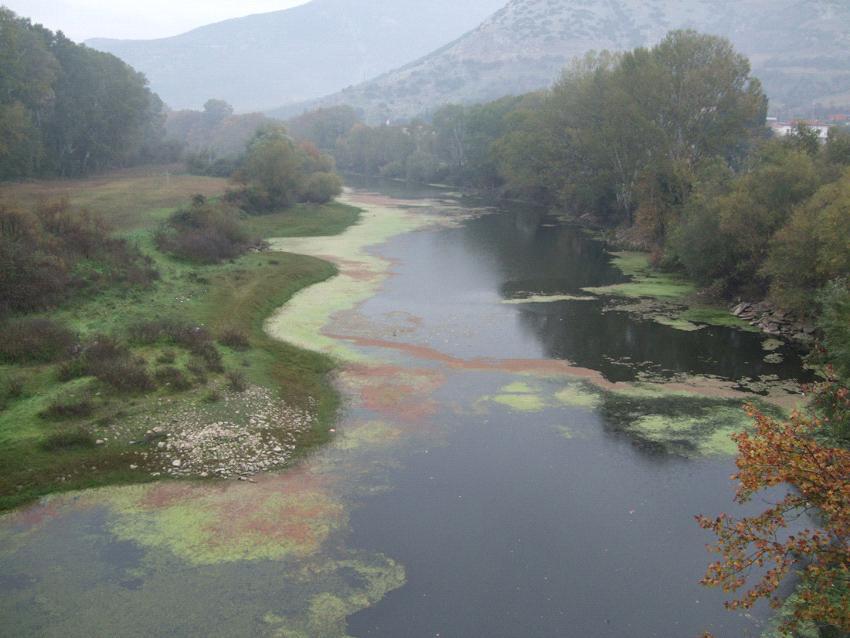 Εισαγωγή H επίτευξη ενός υψηλού επιπέδου καθαριότητας σε μια πόλη σαν το Ηράκλειο δεν είναι εύκολη υπόθεση, αφού είναι μια πόλη με έναν πολύ πυκνό αστικό ιστό.