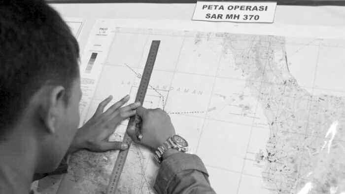 com πόπειρα αεροπειρατείας; Εσκεμμένη απόσυρση του αεροσκάφους για να χρησιμοποιηθεί στη υνέχεια σε τρομοκρατική επίεση; Σαμποτάζ; Μέρα με τη έρα τα σενάρια πυκνώνουν και ο μυστήριο κάθε άλλο παρά