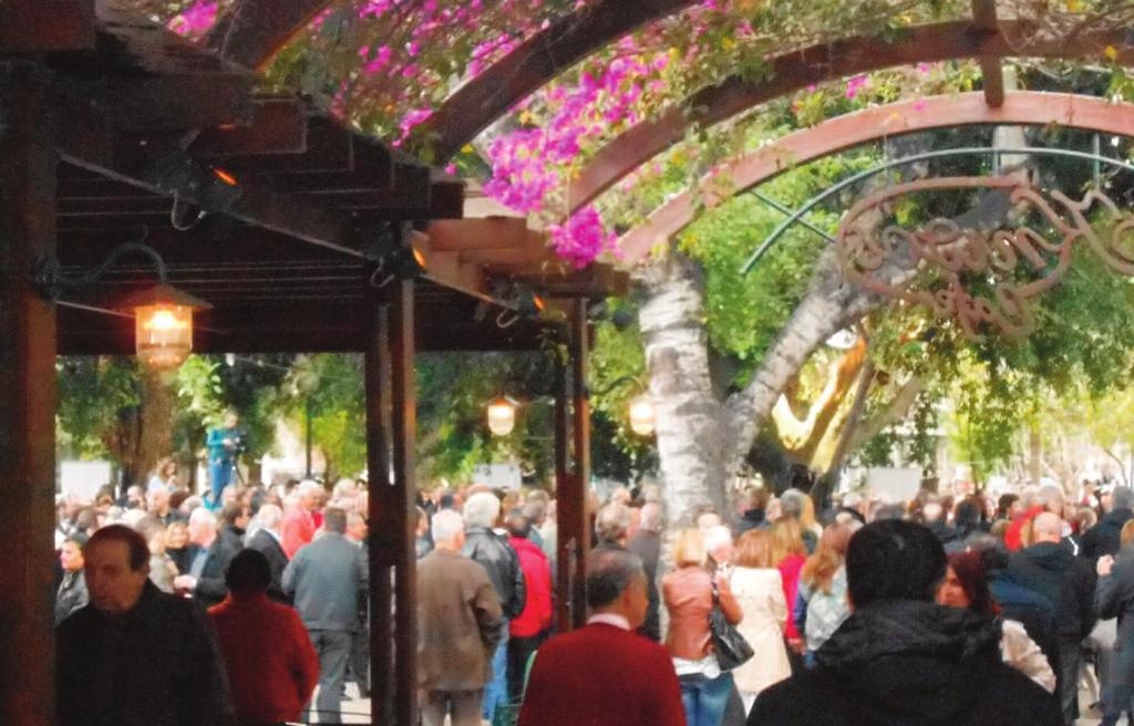 Επειδή ο Θεοδωράκης ήταν ο κλασικός. Όπως στις εκπομπές του. Δεν άλλαξε γλώσσα. Δεν άλλαξε στυλ. Δεν έγινε -ξαφνικά- μπαλκονάτος. Όσα είπε καταγράφηκαν.